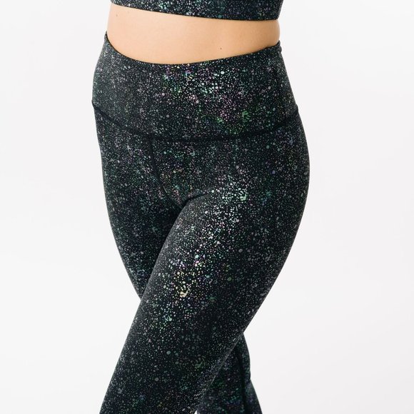 Black Reflective Mirage Light n Tight Hi-Rise 7/8 24" - Picture 3 of 4